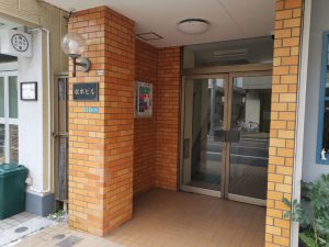 旧本社ビルエントランス