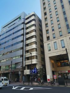 新本社ビル外観